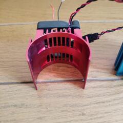 ラジコン　RC WORLD　ヒートシンク冷却フィン(電動ファン付き)　タミヤ　ヨコモ　京商　マブチモーター　ブラシレスモーター　ブラシモーター　冷却　ドリフト車両　YOKOMO KYOSHO 田宮の画像