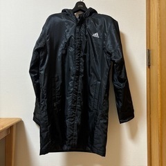 adidasベンチコート
