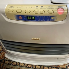 【決まりました トヨトミ　石油ファンヒーター　ホワイト　ストーブ　動作OKの画像