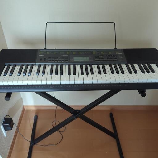 カシオ　キーボード　スタンド付き