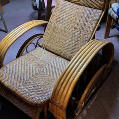無料 東京発　手渡し希望　中古　籐のソファー　背もたれ3段