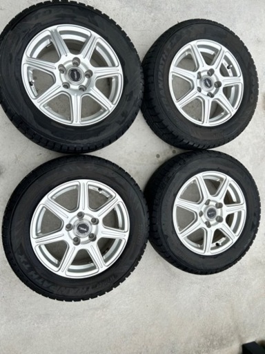 スタッドレスタイヤ　195/65R15 セレナ、ノアなどに！