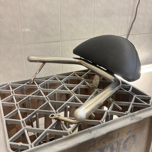 アドレスv125  バックレスト