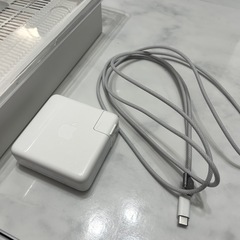 【極美品】MacBook pro 2023 14インチ メモリ16GB の画像