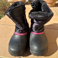 IGNIO暖かブーツ の画像