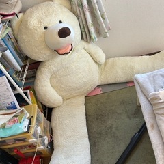 熊のぬいぐるみ（大）
