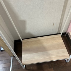 ハンガーラックの画像