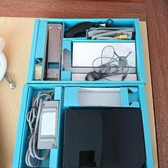 Wii本体（ジャンク）とコントローラーの画像