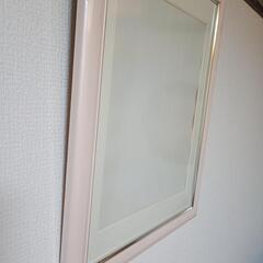 額縁・薄ピンクの画像
