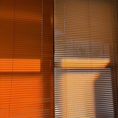 ブラインド

