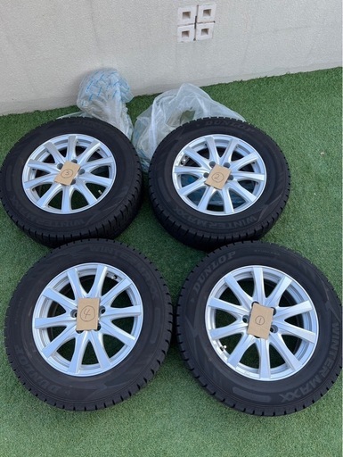 スタッドレスタイヤ