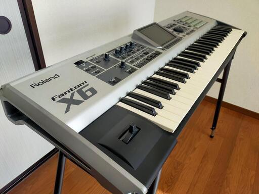 ROLAND Fantom X6 シンセサイザー　61鍵 （ソフトケース付）