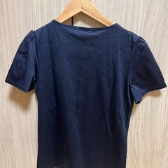【新品未使用】洋服　シャツ①ネイビー（レディース）【値下げ1,000円】の画像