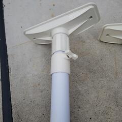 家具突っ張り器具２つセットの画像