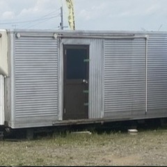 平塚市　保冷車　コンテナハウス　引き取り限定の画像