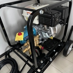 エンジン高圧洗浄機
