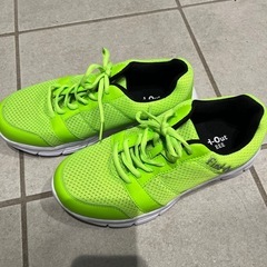 スニーカーの画像