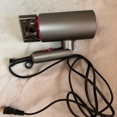 ドライヤーの画像