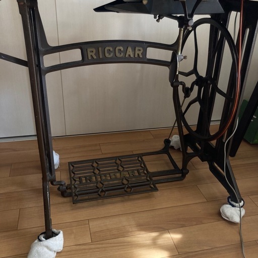 アンティークミシン　足踏みミシン　RICCAR　ジャンク品