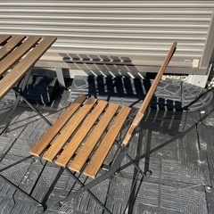 無料で差し上げます。イケア　IKEA　TÄRNÖ テルノー　ガーデンテーブル椅子セット　屋外用　バーベキューにも、　の画像