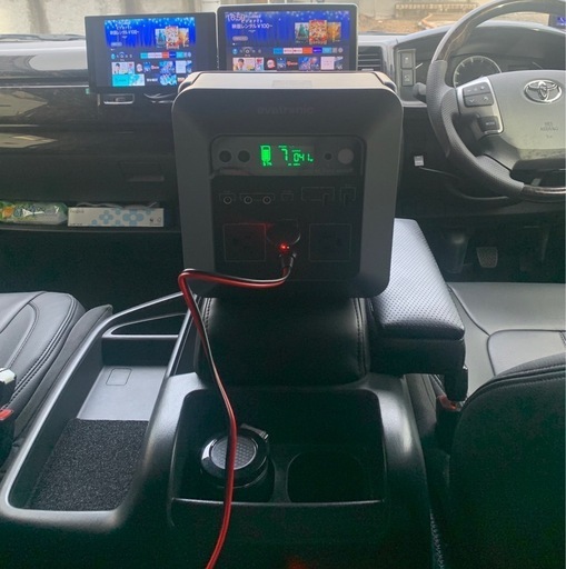ラスト1点【値下げ激安！】簡単取り付けハイエースなどトヨタ車ポータブル電源で簡単にナビが見れる電装品