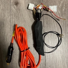 【値下げ激安！】簡単取り付けハイエースなどトヨタ車ポータブル電源...