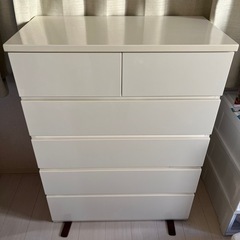 【12/21 15時-16時で引き取りとれる方　耐震ストッパーあり/大きな傷なし】ホワイトタンスの画像