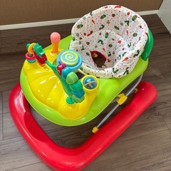 はらぺこあおむし 歩行器の画像