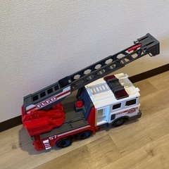 消防車　はしごしゃ