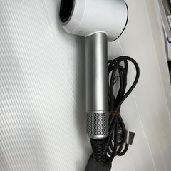 dyson ヘアドライヤー HD01