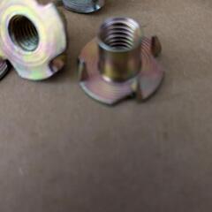 Ｔナット4ブロング ティーナットの画像