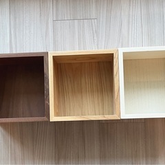 【７点セット】(バラ売り可)ウォールシェルフ　壁付け棚の画像