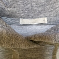 レディース　GU パーカー　サイズMの画像