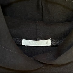 レディース　GU パーカー　サイズMの画像