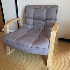 1人がけソファ コンパクトなローチェア 