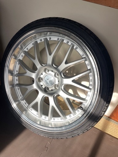 20インチアルミホイール