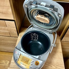 【お話し中です】象印 NP-NV10 圧力炊飯器 シルバーの画像