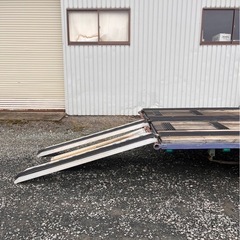 
トレーラー　スノーモービル2台積みの画像