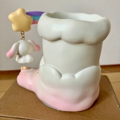 新品未使用　サンリオ　シナモン　ペン立て　小物入れ　飾り　おもちゃ　鉛筆入れの画像