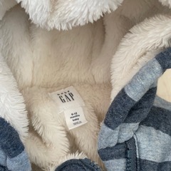 ベビーGAP 裏ボアロンパース　70-80センチくらいの画像