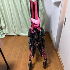 障害児・障害者用／リクライニング・ティルト車椅子の画像