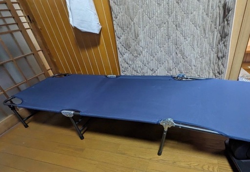 折りたたみ式ベッド　ベッド　キャンプ