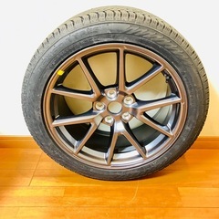 【新品未使用】テスラ モデル3 純正 ホイール&スタッドレス&空気圧センサーの画像