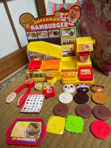 アンパンマン　ハンバーガーショップ