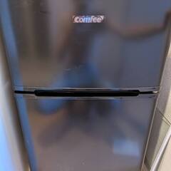 comfee'(冷蔵庫)　2ドア　ブラック　【引っ越しのため】