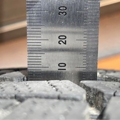 205/60/R16 スタッドレスタイヤホイール付き4本の画像