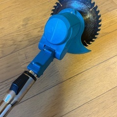 ☆充電式草刈機☆の画像