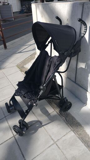 B型ベビーカーロケットストローラー22キロのお子さんまで乗せれます。