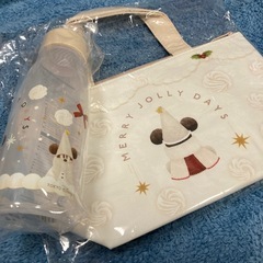 ディズニーリゾート　クリスマス　リルリンリン　スーベニアランチケース　ボトルの画像