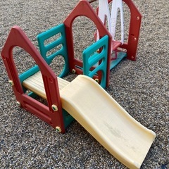 お庭の遊具
